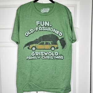 Old Navy Christmas Griswold Graphic Tee Size M.